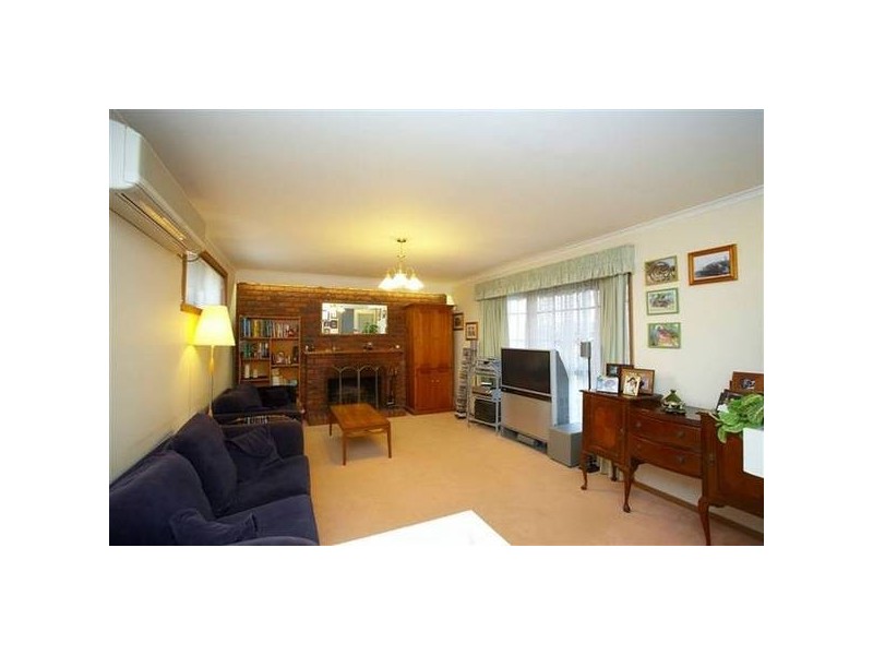 50 Sommers Drive, Altona Meadows VIC 3028