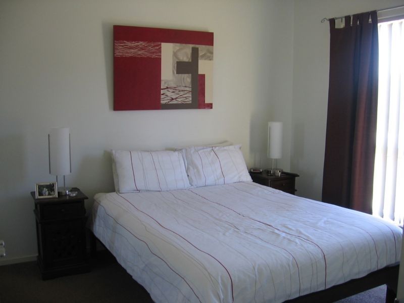 20 Kensington Cres, Altona Meadows VIC 3028