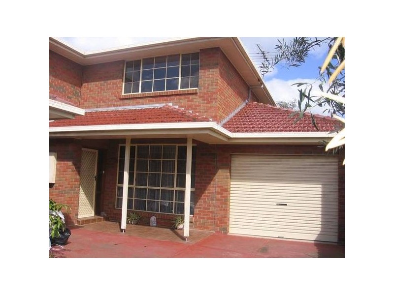 3/11 Cambridge Street, Altona VIC 3018