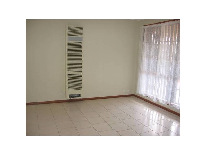 3/11 Cambridge Street, Altona VIC 3018