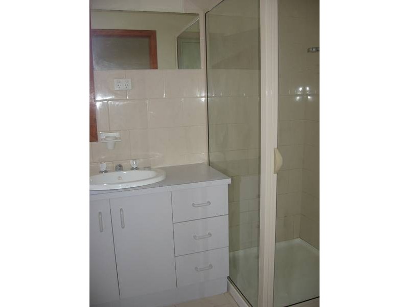 3/11 Cambridge Street, Altona VIC 3018