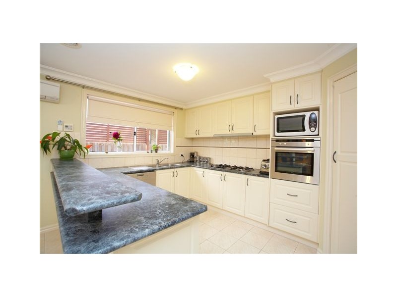 14 Walshe Court, Altona Meadows VIC 3028