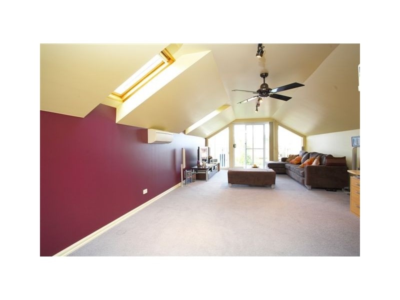 14 Walshe Court, Altona Meadows VIC 3028