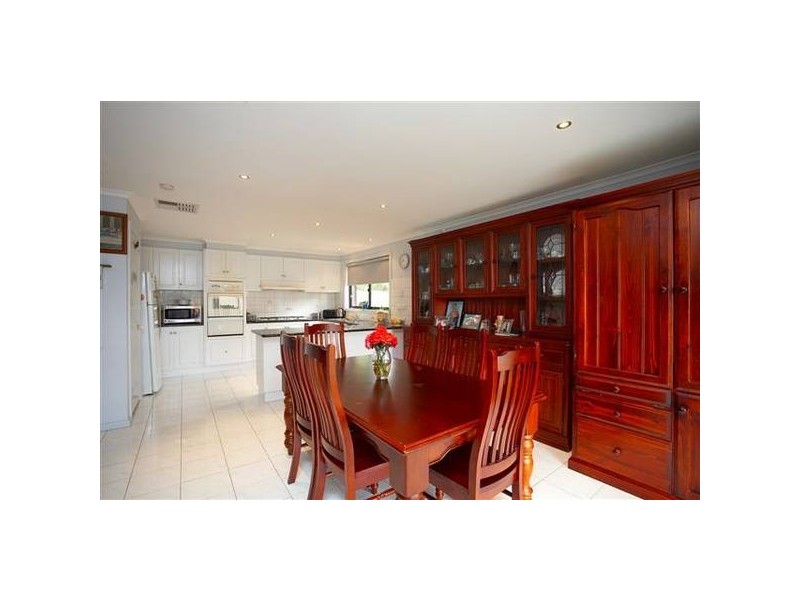 81 Nelson Avenue, Altona Meadows VIC 3028