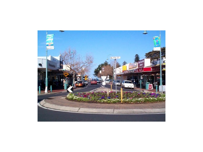 1/21 Romawi Street, Altona VIC 3018