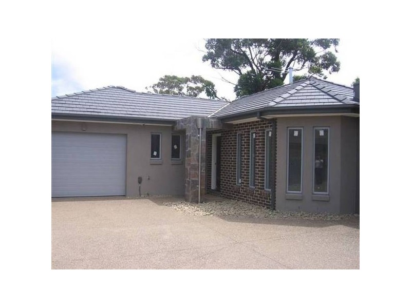 4/21 Romawi Street, Altona VIC 3018