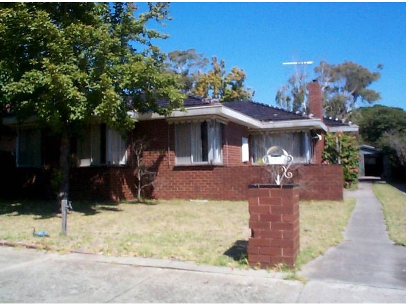 11 Cobham Street, Altona VIC 3018