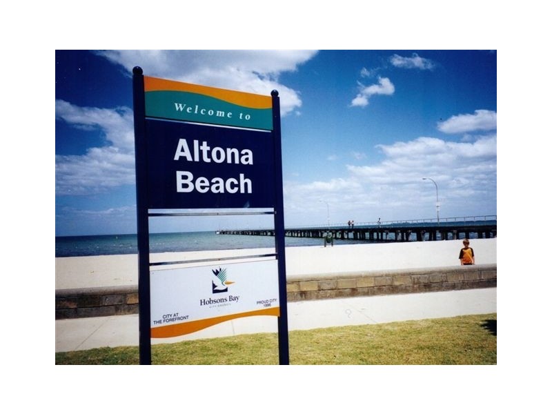 11 Cobham Street, Altona VIC 3018