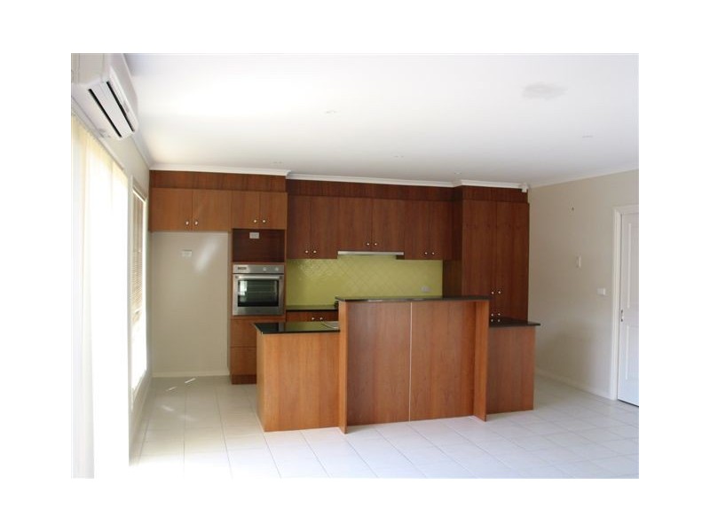 1/16 Hancock Street, Altona VIC 3018