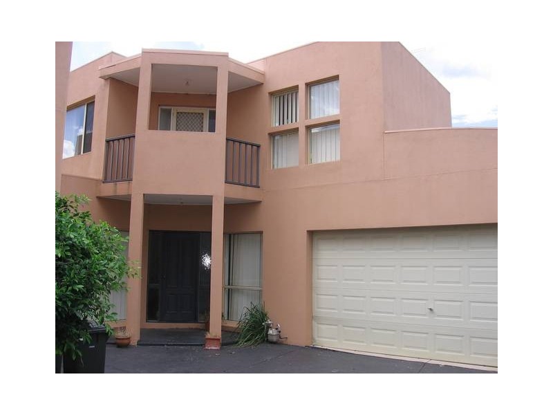 4/4 Upton Street, Altona VIC 3018