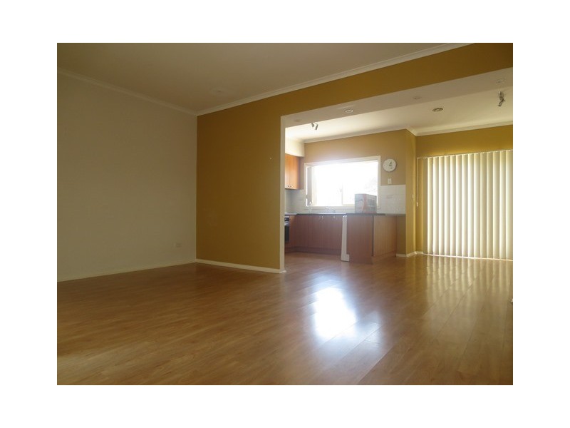 4/4 Upton Street, Altona VIC 3018