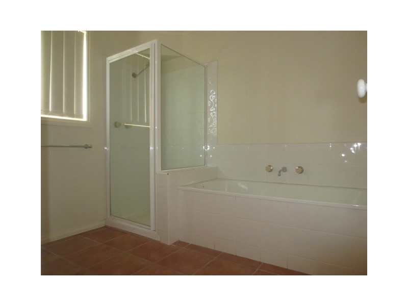 4/4 Upton Street, Altona VIC 3018