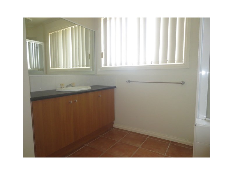 4/4 Upton Street, Altona VIC 3018