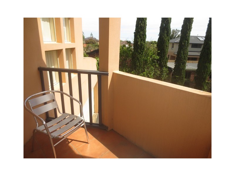 4/4 Upton Street, Altona VIC 3018