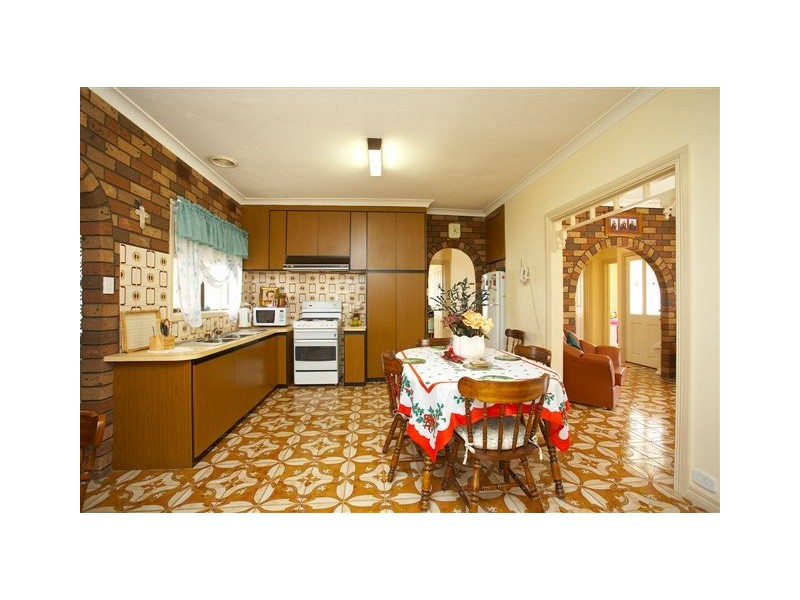 50 Angus Avenue, Altona North VIC 3025