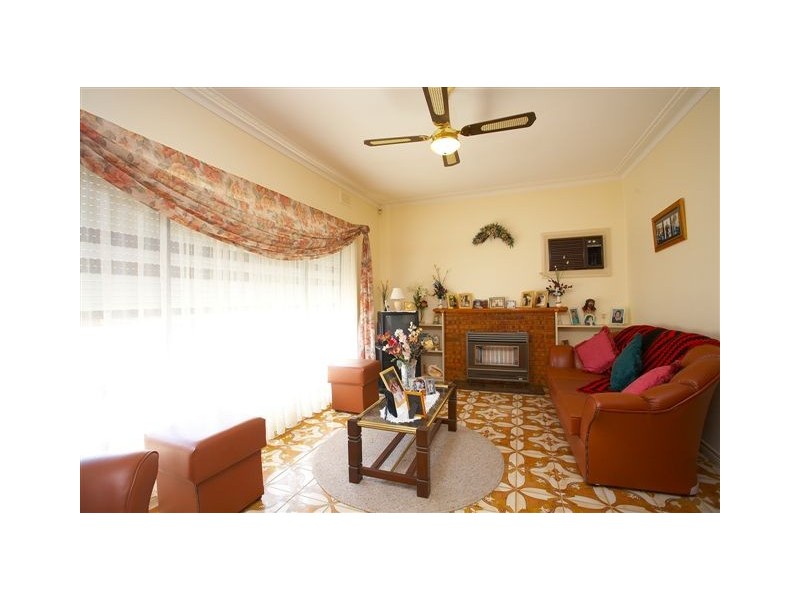 50 Angus Avenue, Altona North VIC 3025