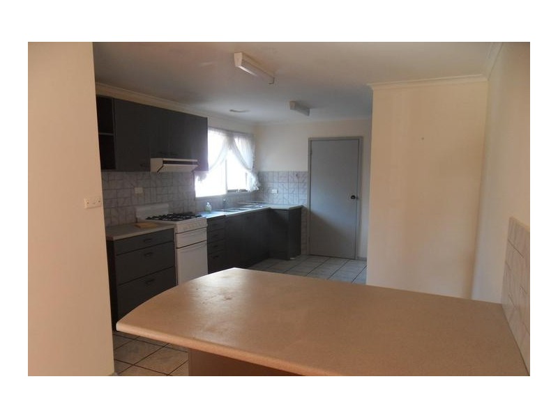 1/32 McBain Street, Altona VIC 3018