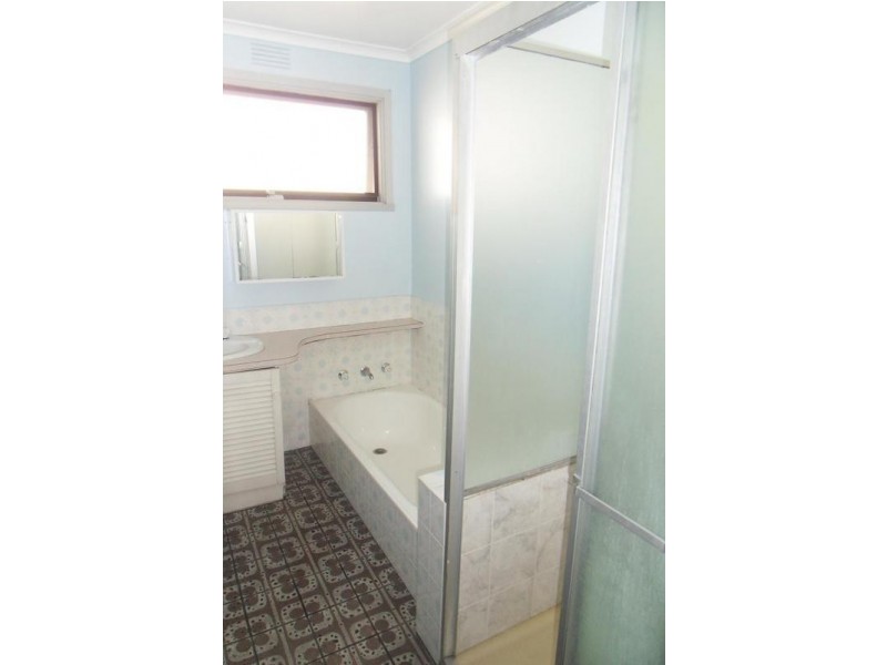 1/32 McBain Street, Altona VIC 3018