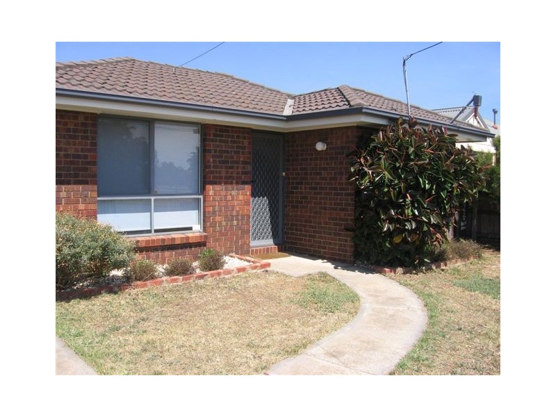 1/3 Henry Drive, Altona Meadows VIC 3028