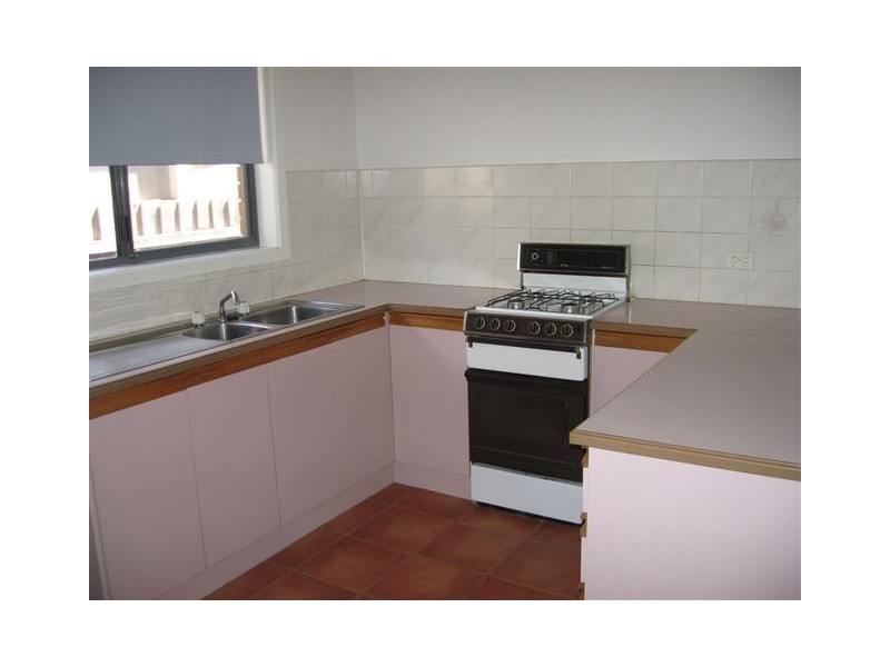 1/3 Henry Drive, Altona Meadows VIC 3028