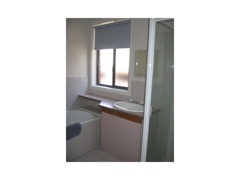 1/3 Henry Drive, Altona Meadows VIC 3028