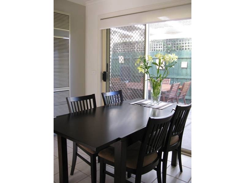 1/176 Queen Street, Altona VIC 3018