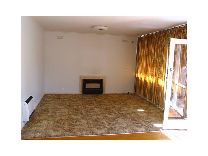 33 Beach Street, Altona VIC 3018