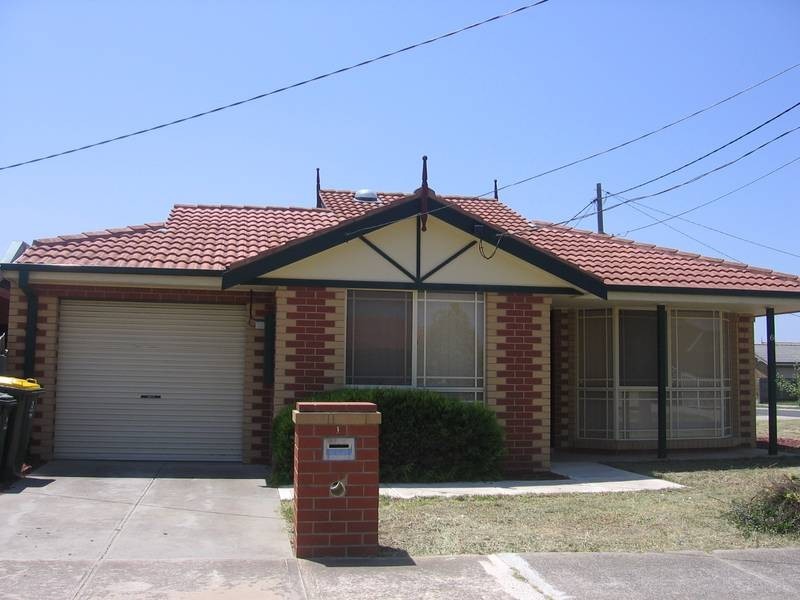 1/61 South Avenue, Altona Meadows VIC 3028