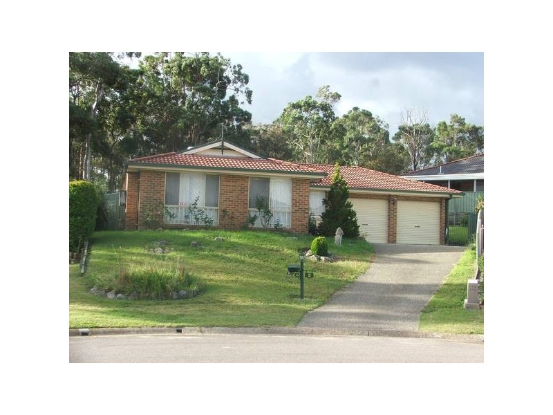 4 Croydon Place, Warners Bay NSW 2282