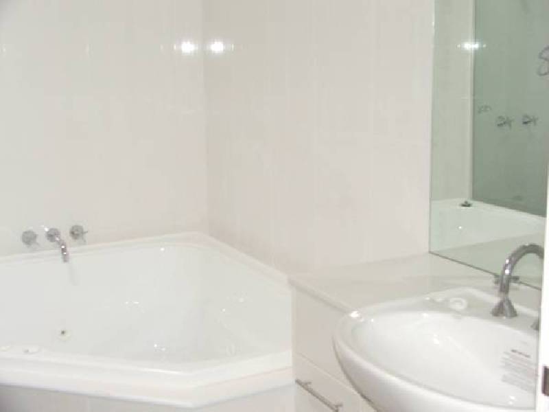 Warners Bay NSW 2282