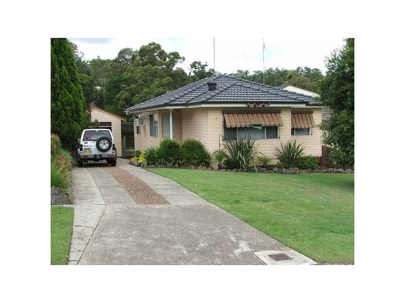 17 Cheryl Avenue, Glendale NSW 2285