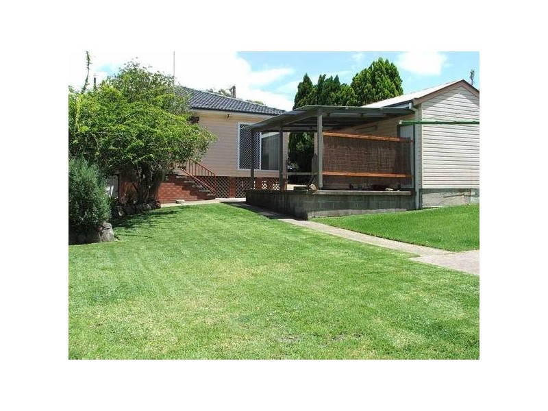 17 Cheryl Avenue, Glendale NSW 2285