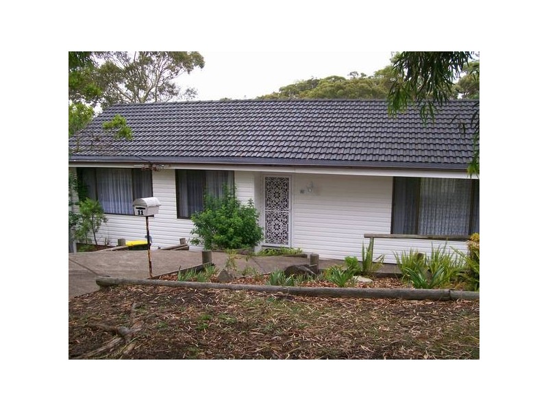 11 Butler Crescent, Warners Bay NSW 2282