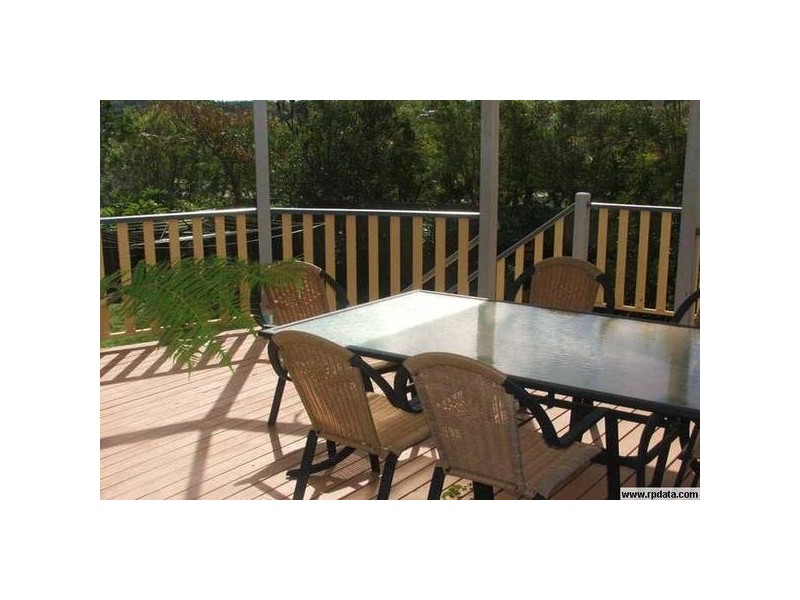 33 Harrison Street, Warners Bay NSW 2282