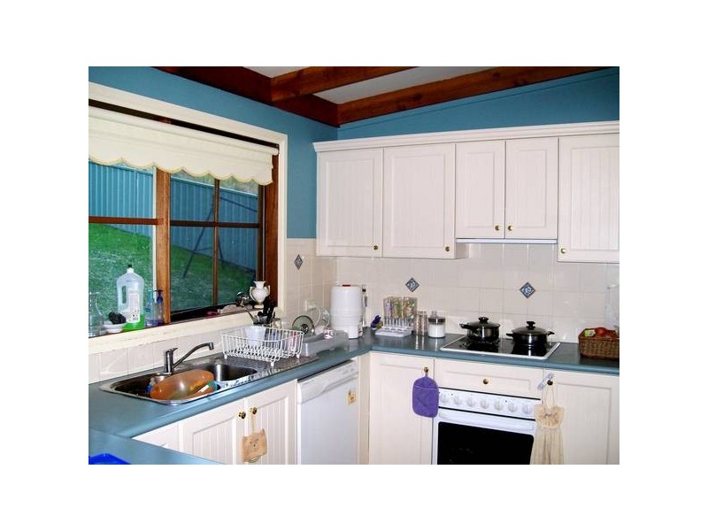 25 Chelston Street, Warners Bay NSW 2282