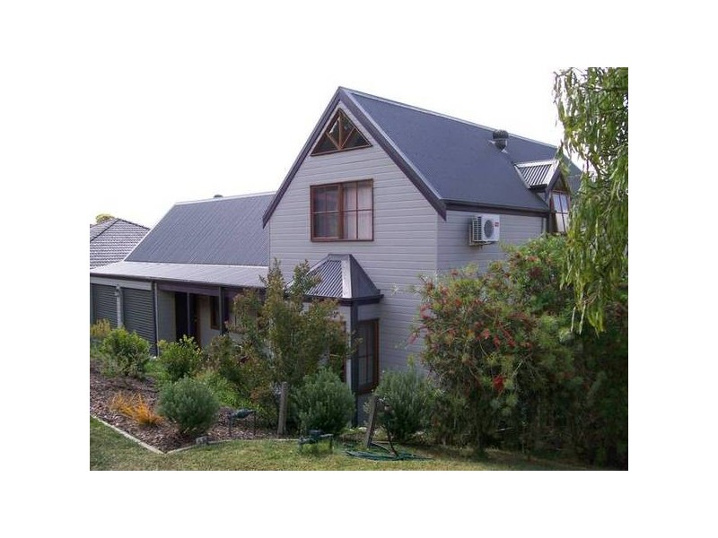 Warners Bay NSW 2282
