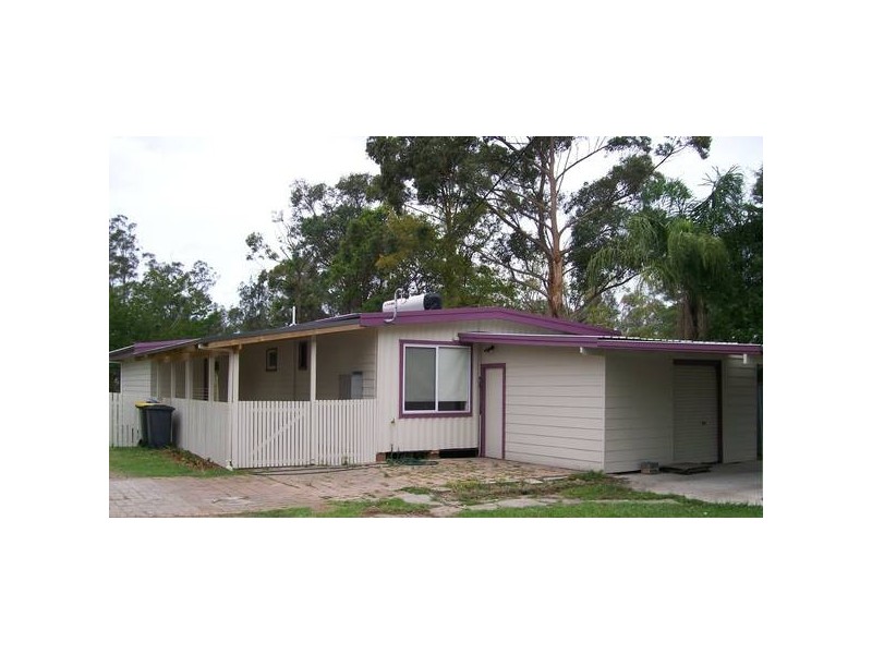 22 Jones Avenue, Warners Bay NSW 2282