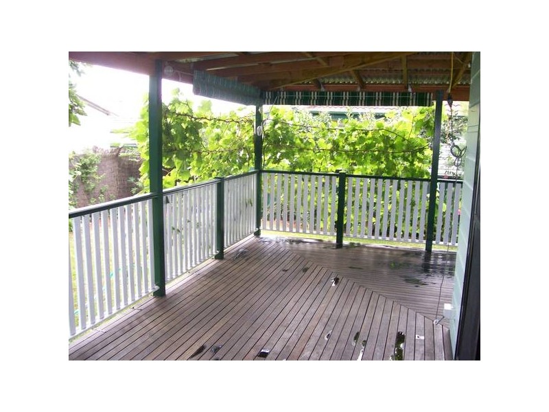 5 James Street, Warners Bay NSW 2282