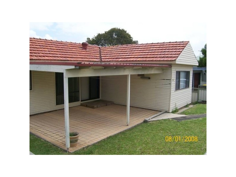112 Main Road, Cardiff NSW 2285