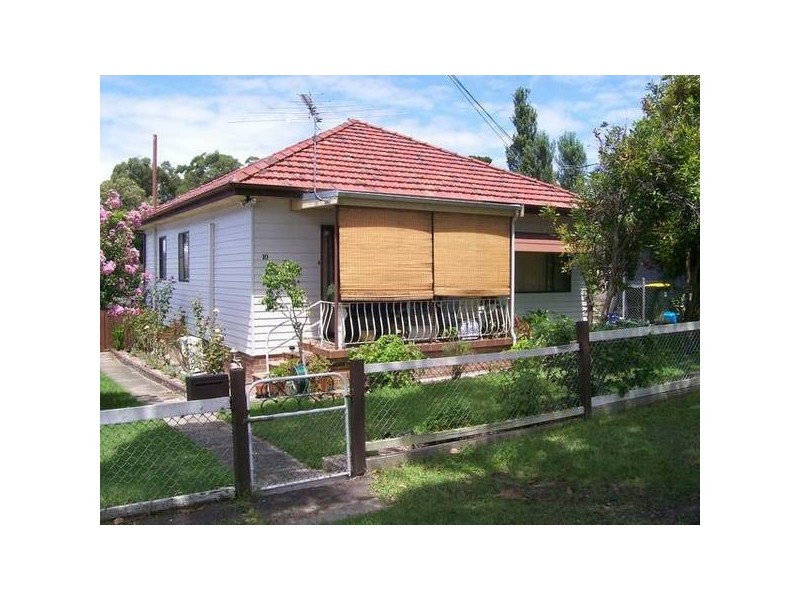 10 Third Street, Cardiff South NSW 2285