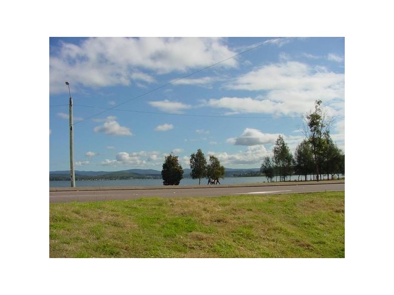 2/542 The Esplanade, Warners Bay NSW 2282