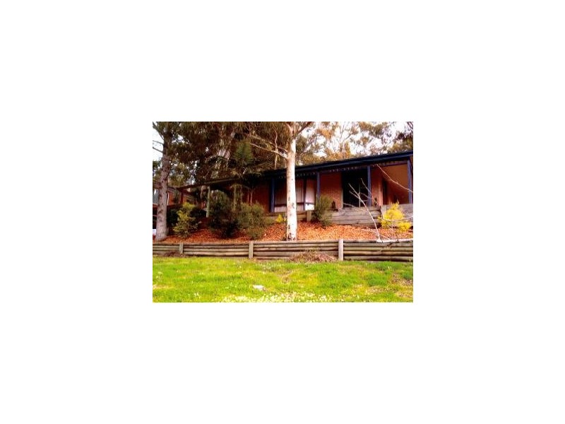 1 Saltram Close, Eleebana NSW 2282