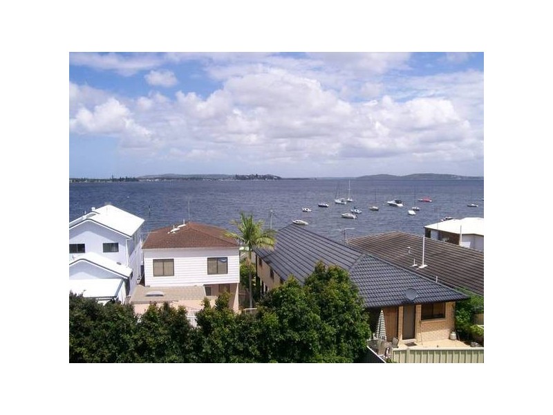 62 Ross Street, Belmont NSW 2280