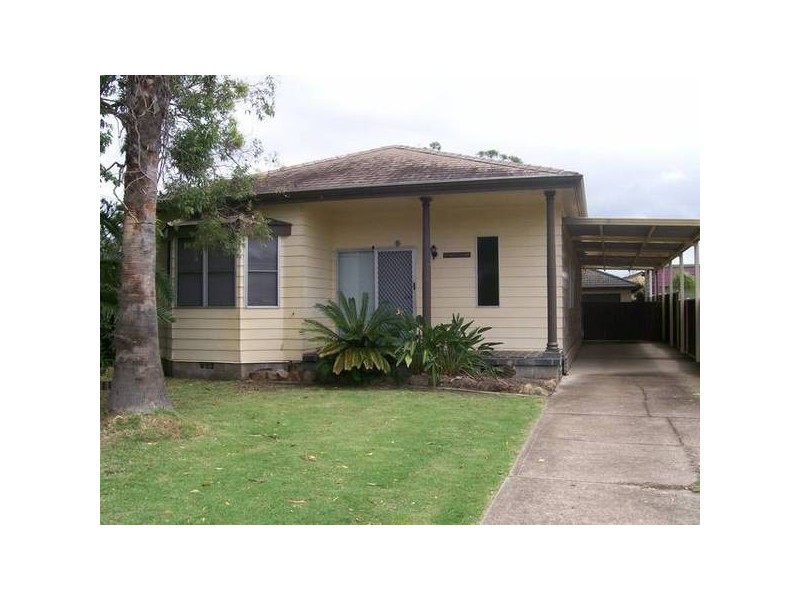 49 Jones Ave, Warners Bay NSW 2282