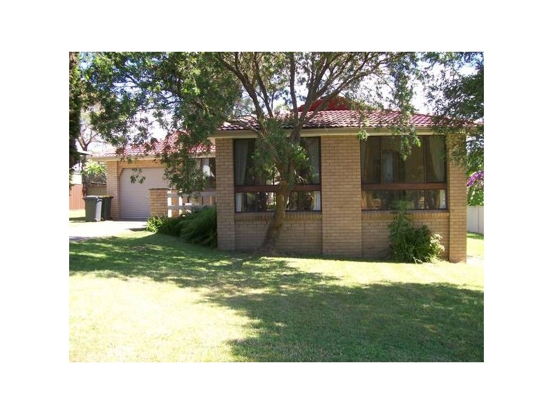 17 Harrison Street, Warners Bay NSW 2282