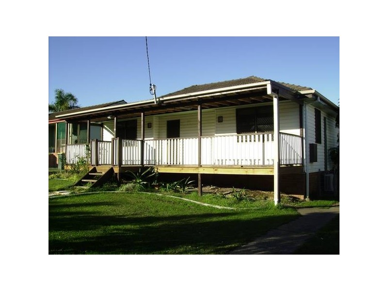 12 Plane Street, Gateshead NSW 2290