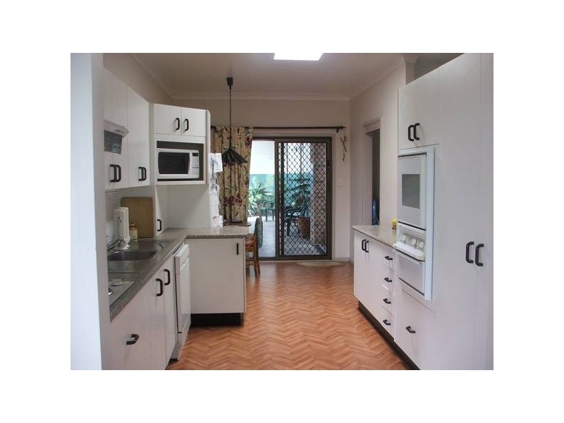 76 Jonathan Street, Eleebana NSW 2282
