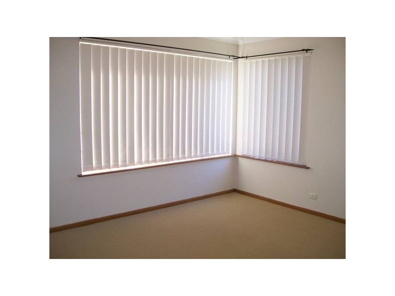 327 McCaffrey Drive, Rankin Park NSW 2287