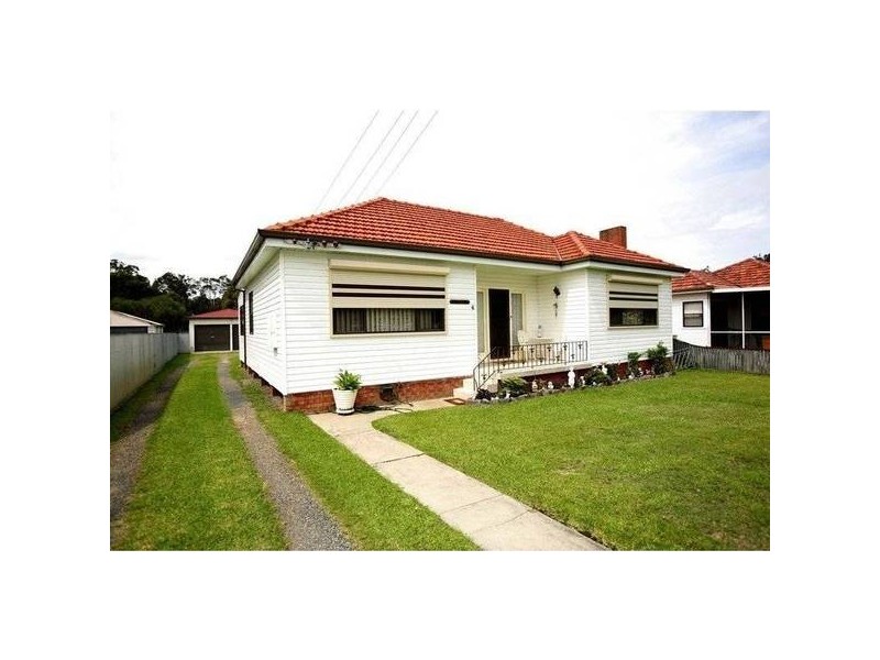 6 Janice Street, Warners Bay NSW 2282