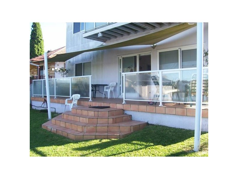 34 Edward Street, Fennell Bay NSW 2283